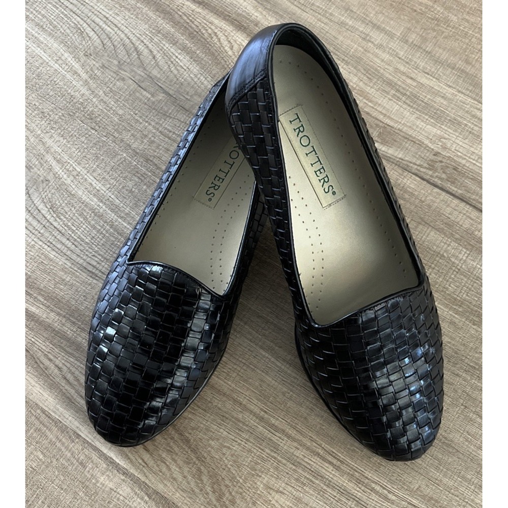 Trotters Liz Leather Loafers Black Woven Women 9 W Slip On Low Heel 51-581